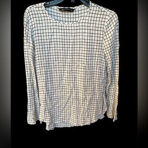 Zara Women long Sleeve white & black print blouse Size Small